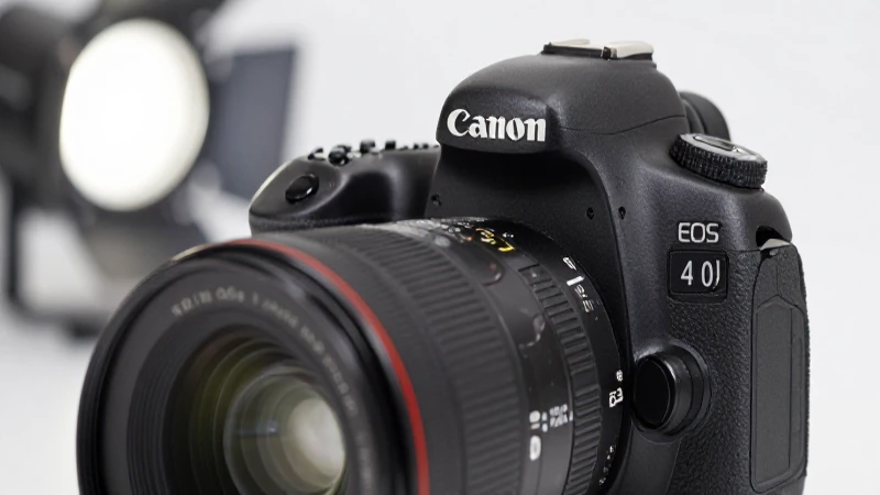 Fotografía profesional con fondo limpio y enfoque selectivo