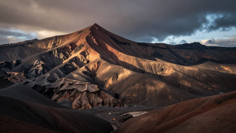 Cuáles son las características de las eras cenozoicas 5 Paisaje volcánico dramático e erosionado