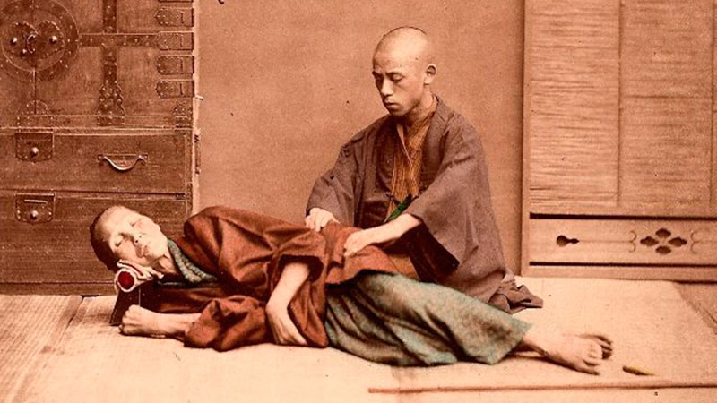 cual ha sido la evolucion historica de la masoterapia