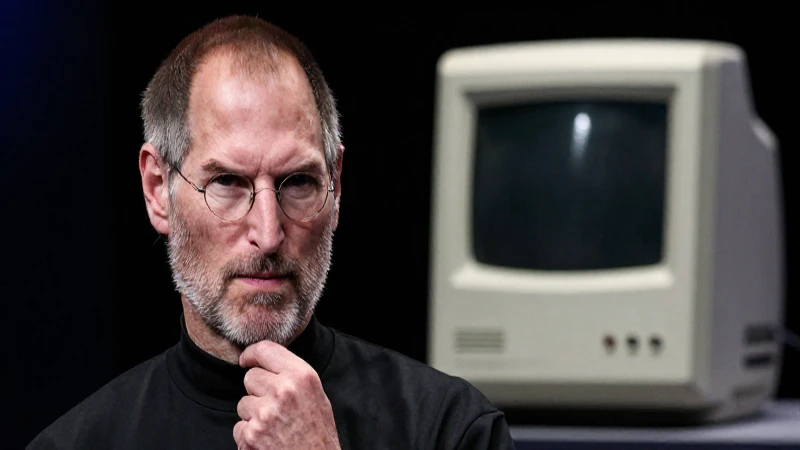 Retrato de Steve Jobs con iMac, iluminación cinematográfica