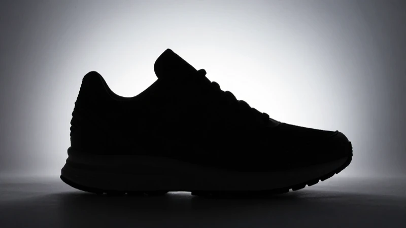 Cuál es la estructura organizativa de Nike 8 Zapatilla atlética con iluminación impactante