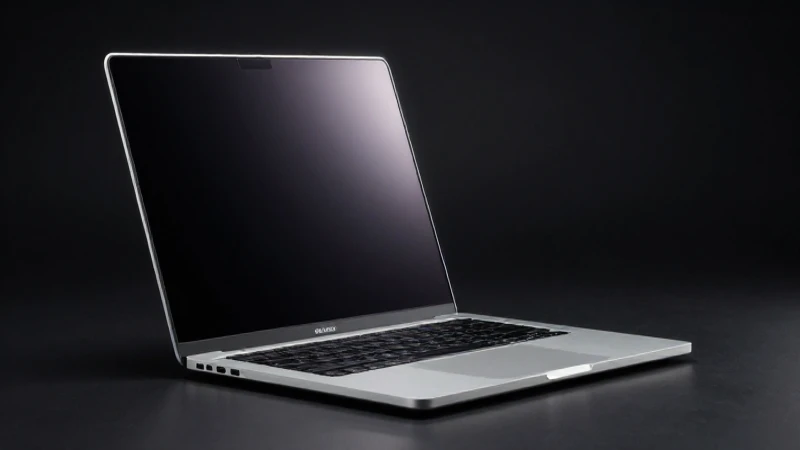 Primer navegador web: Evolución y línea del tiempo detallada 7 Laptop plateada brillante sobre fondo oscuro